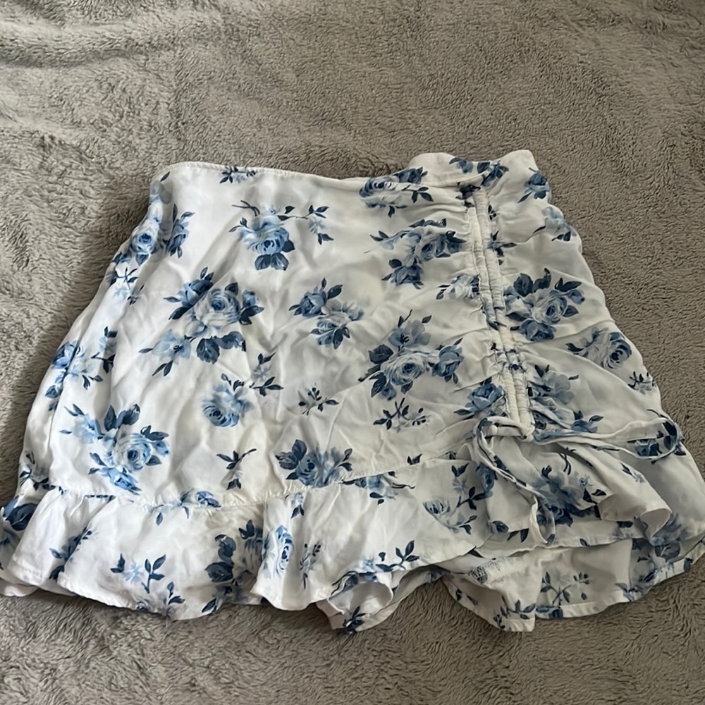 Hollister skirt
